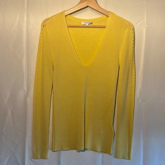 Equipment Sweaters - Equipment Myrian Sweater Yellow V Neck